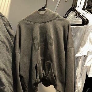 GAP Yeezy Men's Gray Sweater
